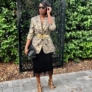 Tahari ASL Metallic Jacquard Blazer | black and gold blazer